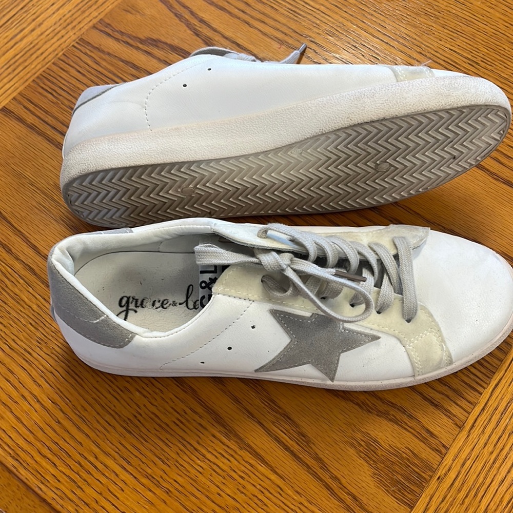 Grace & Lace Shoes sz 9.5